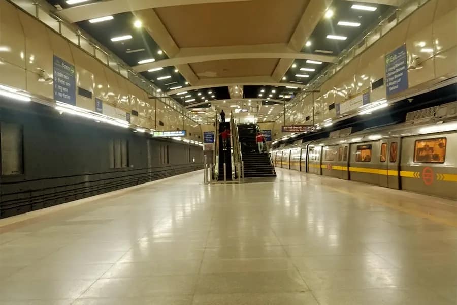 Udyog Bhawan Metro Station