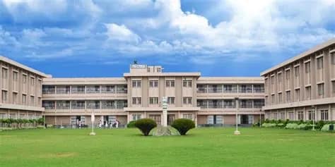 schools in rajouri garden
